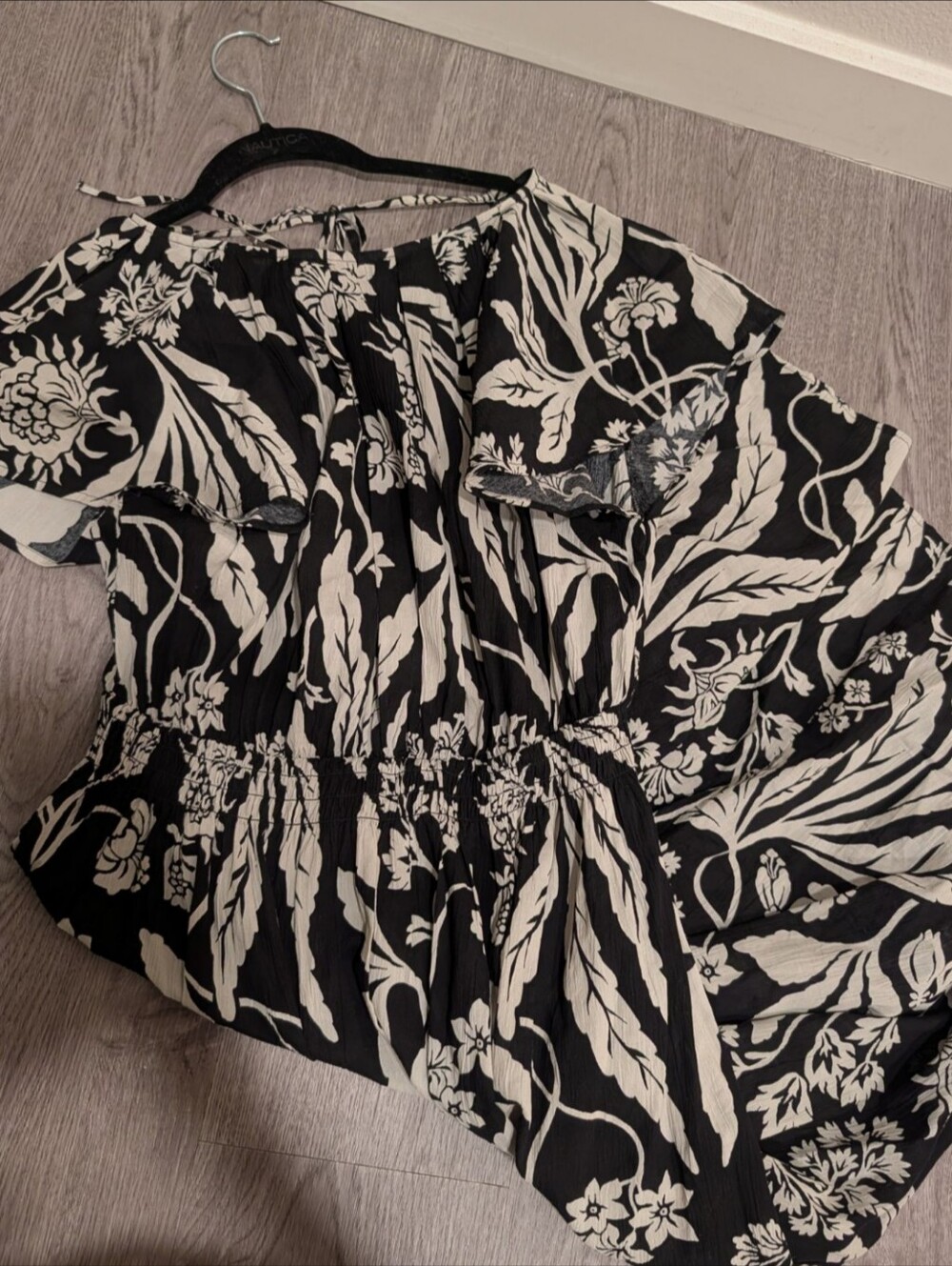 H&M Black and White Floral Smocked Peasant Blouse